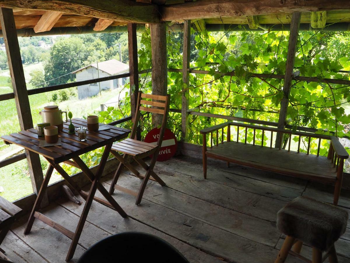 Le Chatel En Beaujolais Valsonne Εξωτερικό φωτογραφία